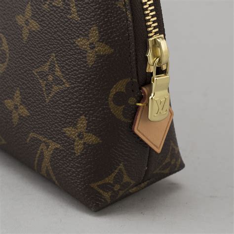 louis vuitton cosmetics pouch|louis vuitton cosmetic case gm.